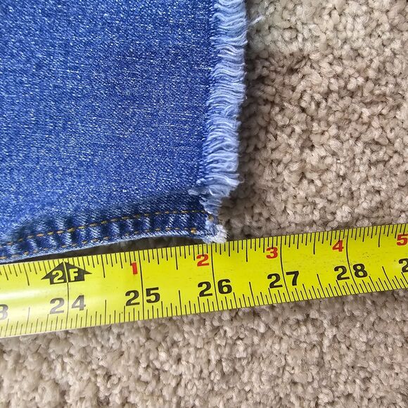 Tinseltown Juniors' High Rise Straight Leg Distressed Medium Wash Jeans Size 13 - Picture 13 of 15